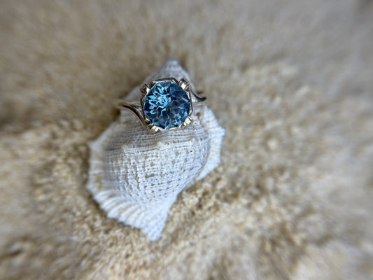 2 ct London Blue Topaz Ring