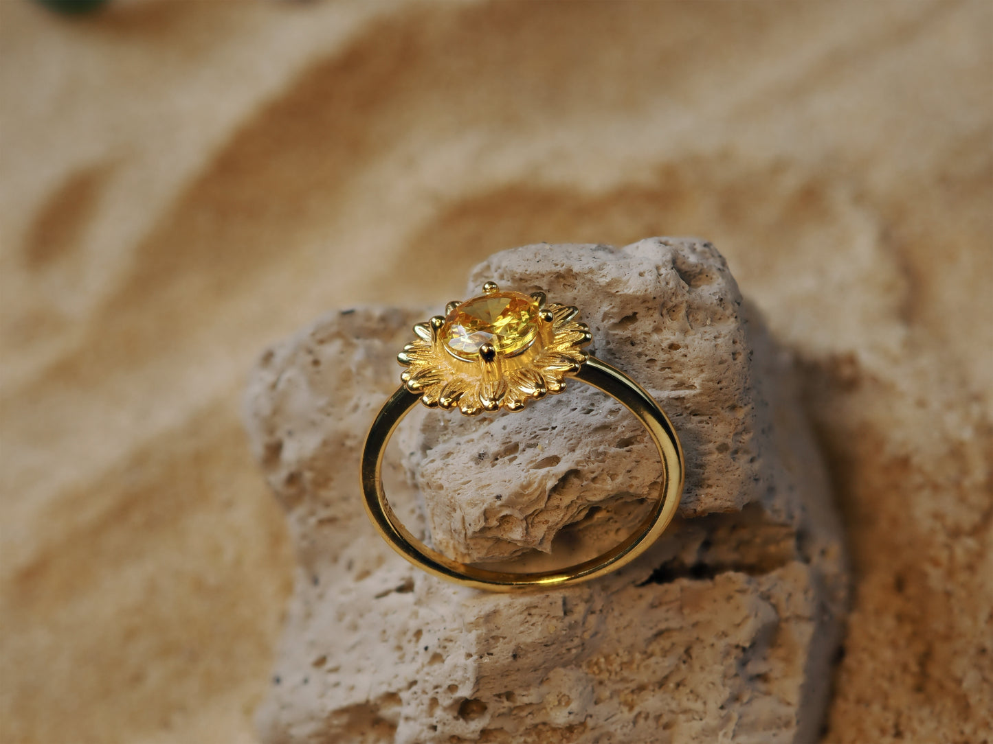 925 Sterling Silver Gold-Plated Australian Zircon Ring – 1 Carat