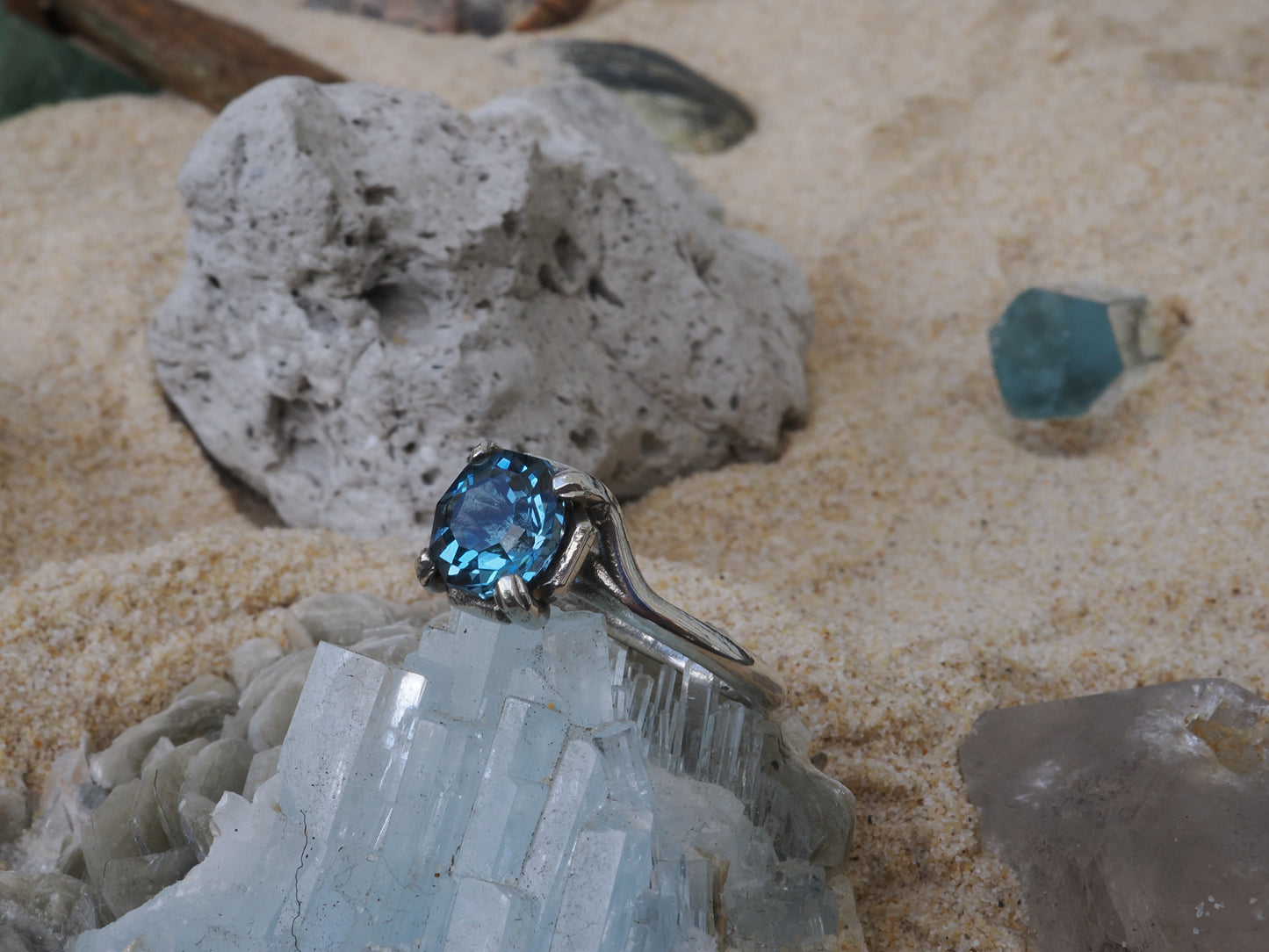 2 ct London Blue Topaz Ring