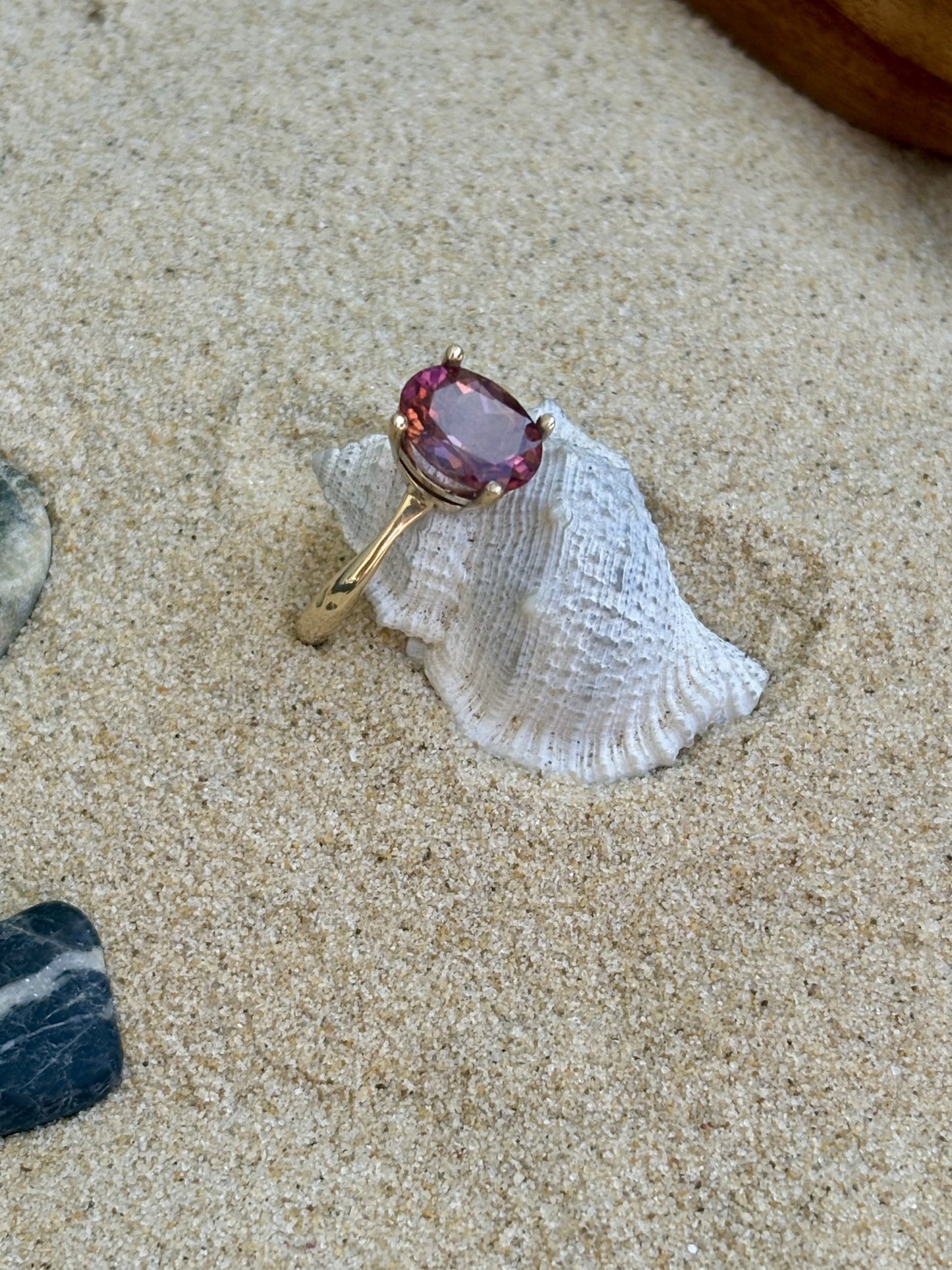 "Emberithë" - Pink to soft champagne Colour-Shift Tourmaline Ring — 2.9ct (Size R ½,9 US)